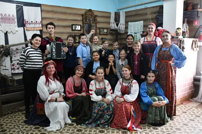 photo_5256095370016656178_y