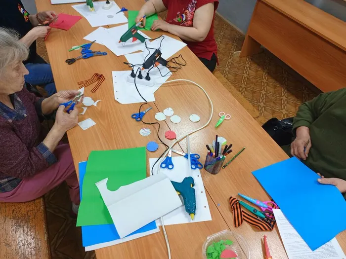 photo_5251636811707576195_y